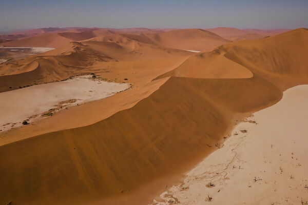 Southern Africa Southbound: Dunes, Deltas & Falls